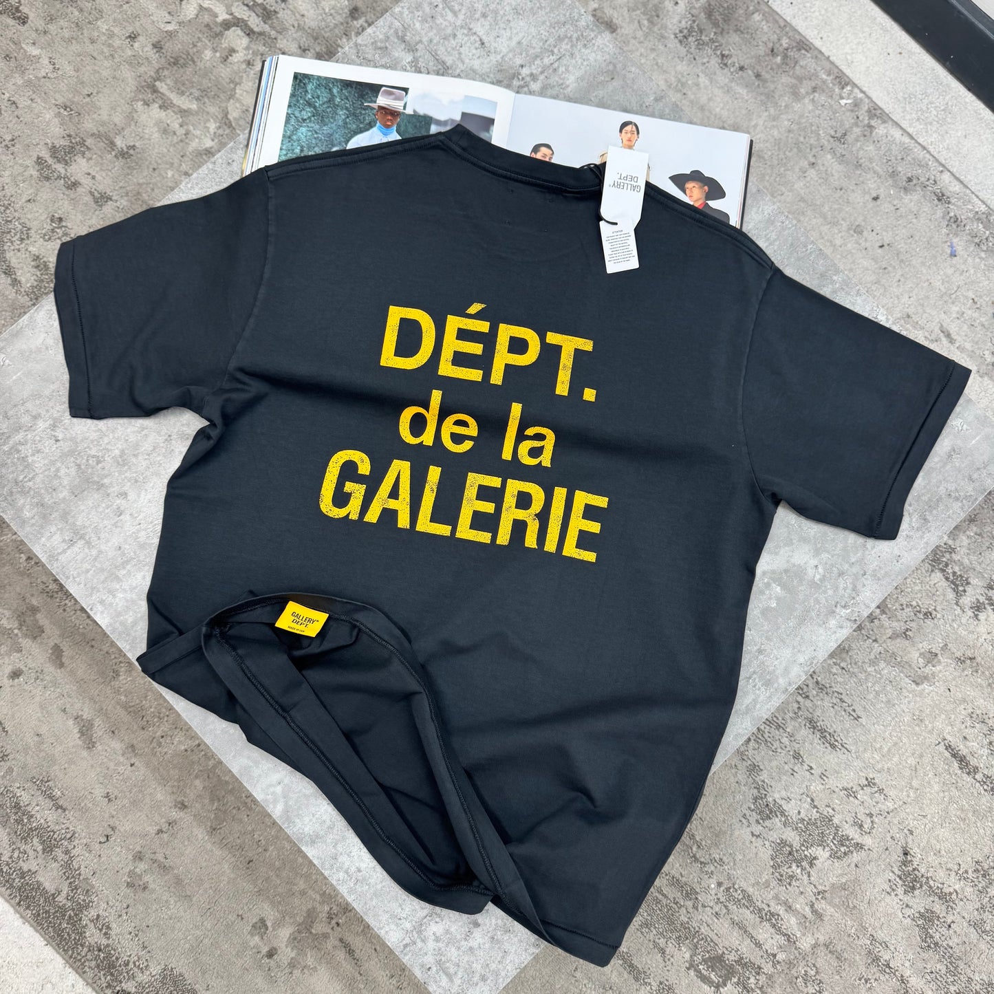 GD - T-SHIRT - BLACK
