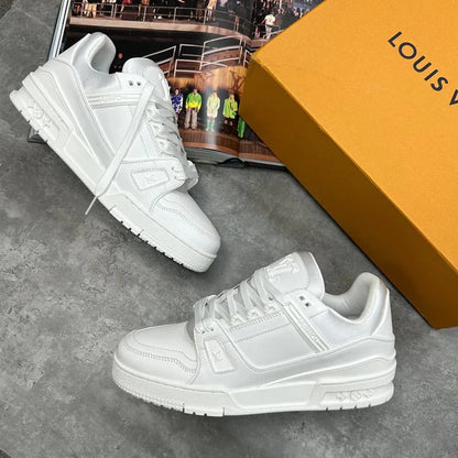 (PRE ORDER) LVE TRAINERS - WHITE