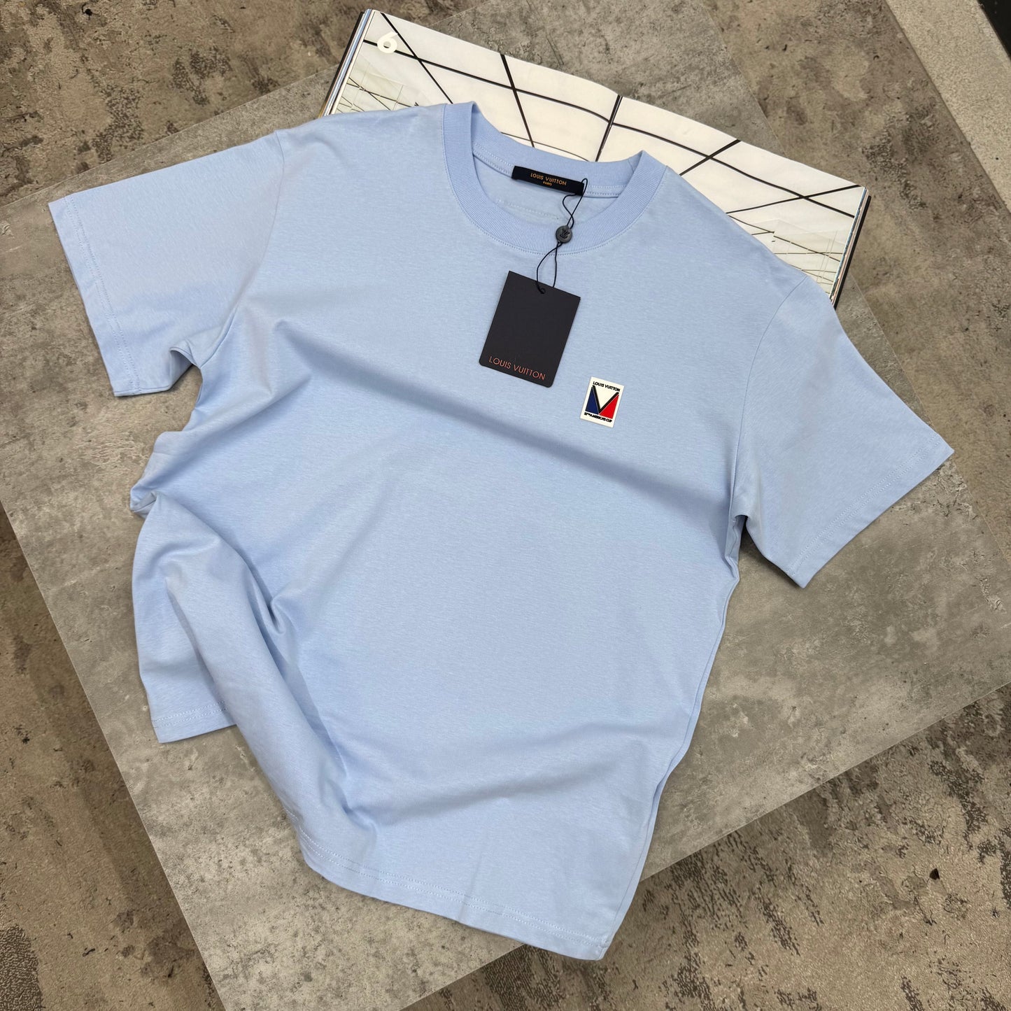 LVE - AMERICAS T-SHIRT - SKY BLUE