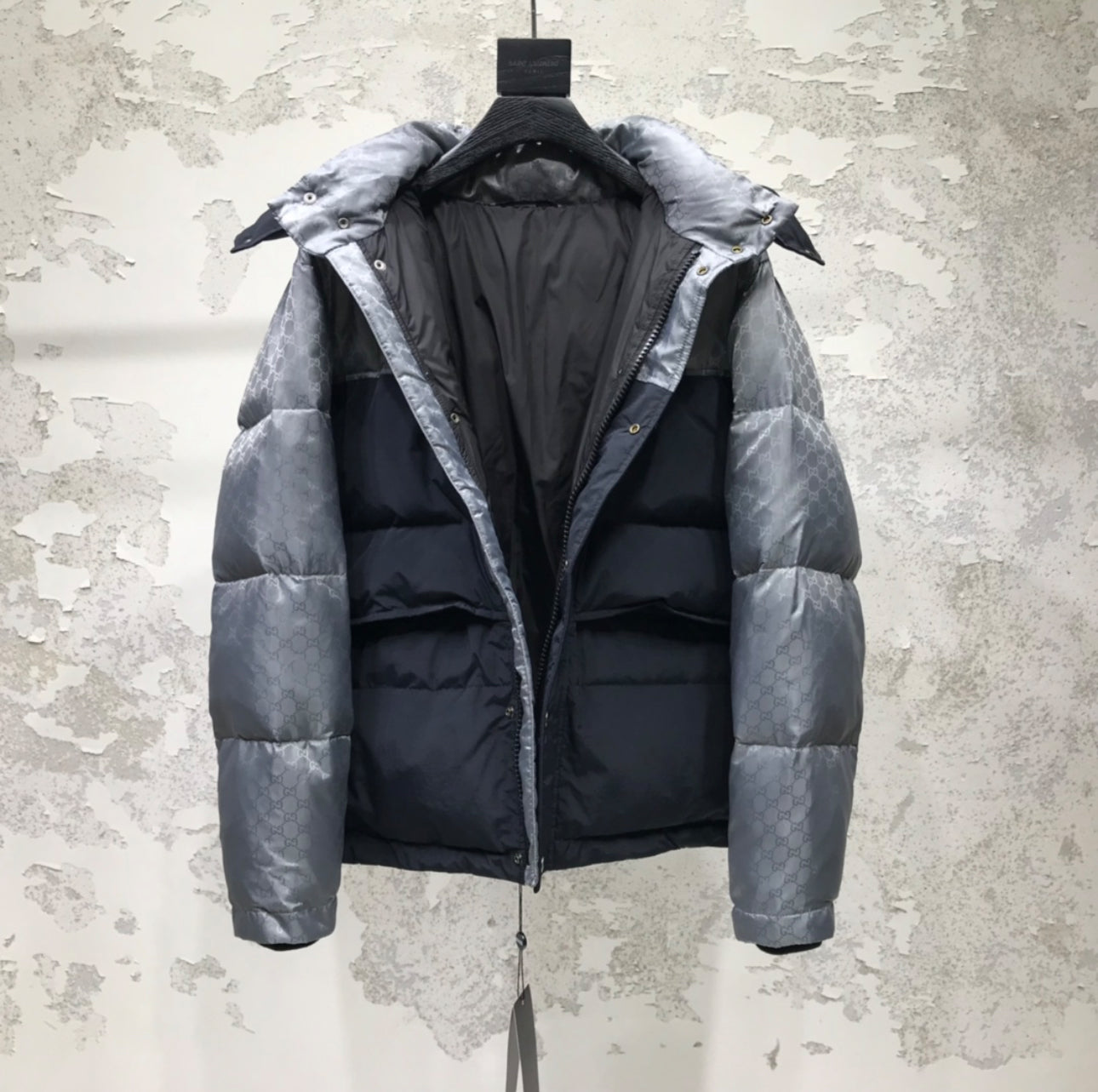 (PRE ORDER) GG PUFFER COAT - GREY / BLACK