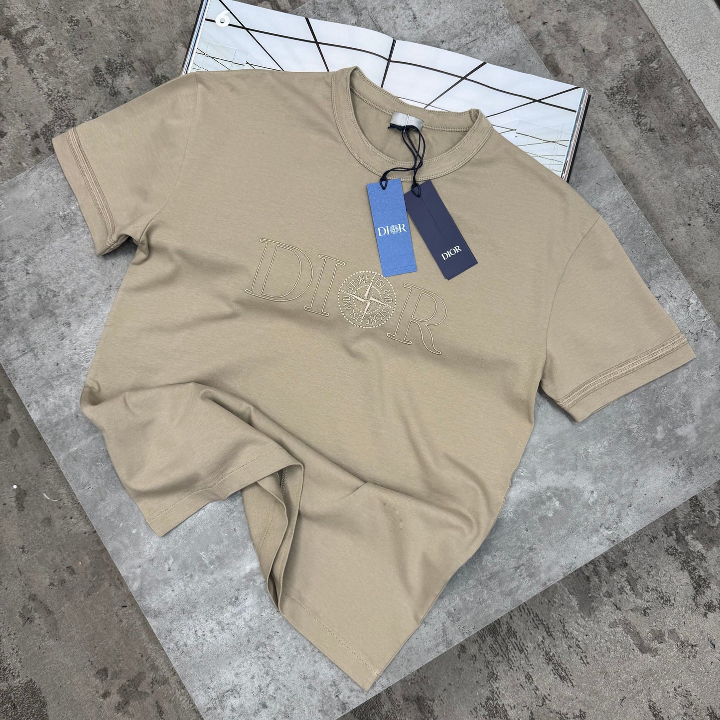 CD X SI - T-SHIRT - BEIGE