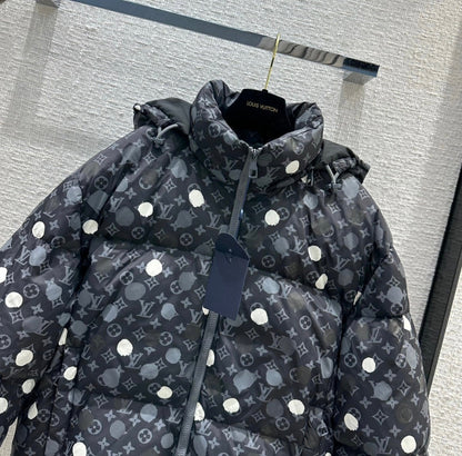 (PRE ORDER) LVE MONOGRAM POKER DOT COAT - BLACK