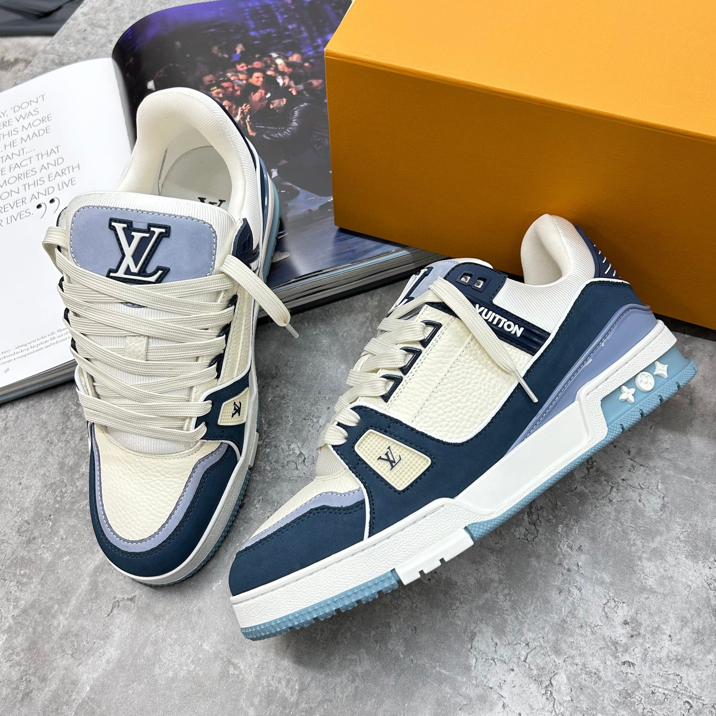 LVE - TRAINERS - WHITE/BLUE