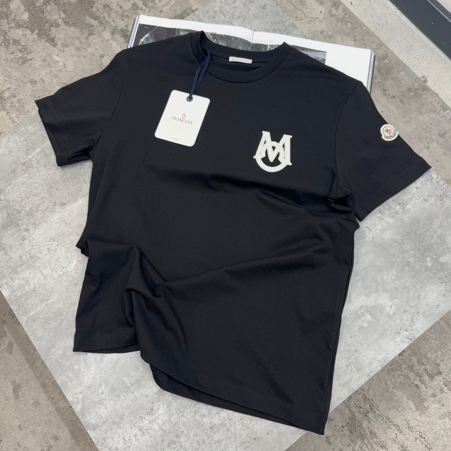 MNCLR - M BADGE LOGO - BLACK