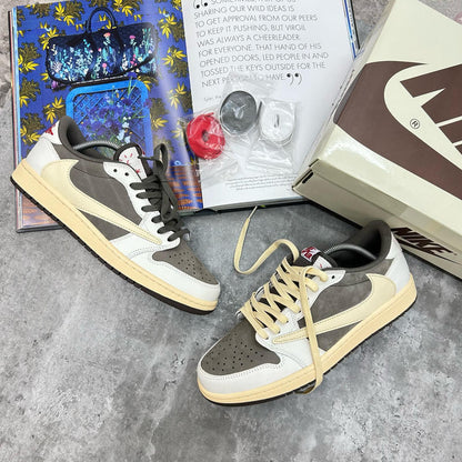 (PRE ORDER) NIKE X TRAVIS SCOTT JORDAN 1 - REVERSE MOCHA