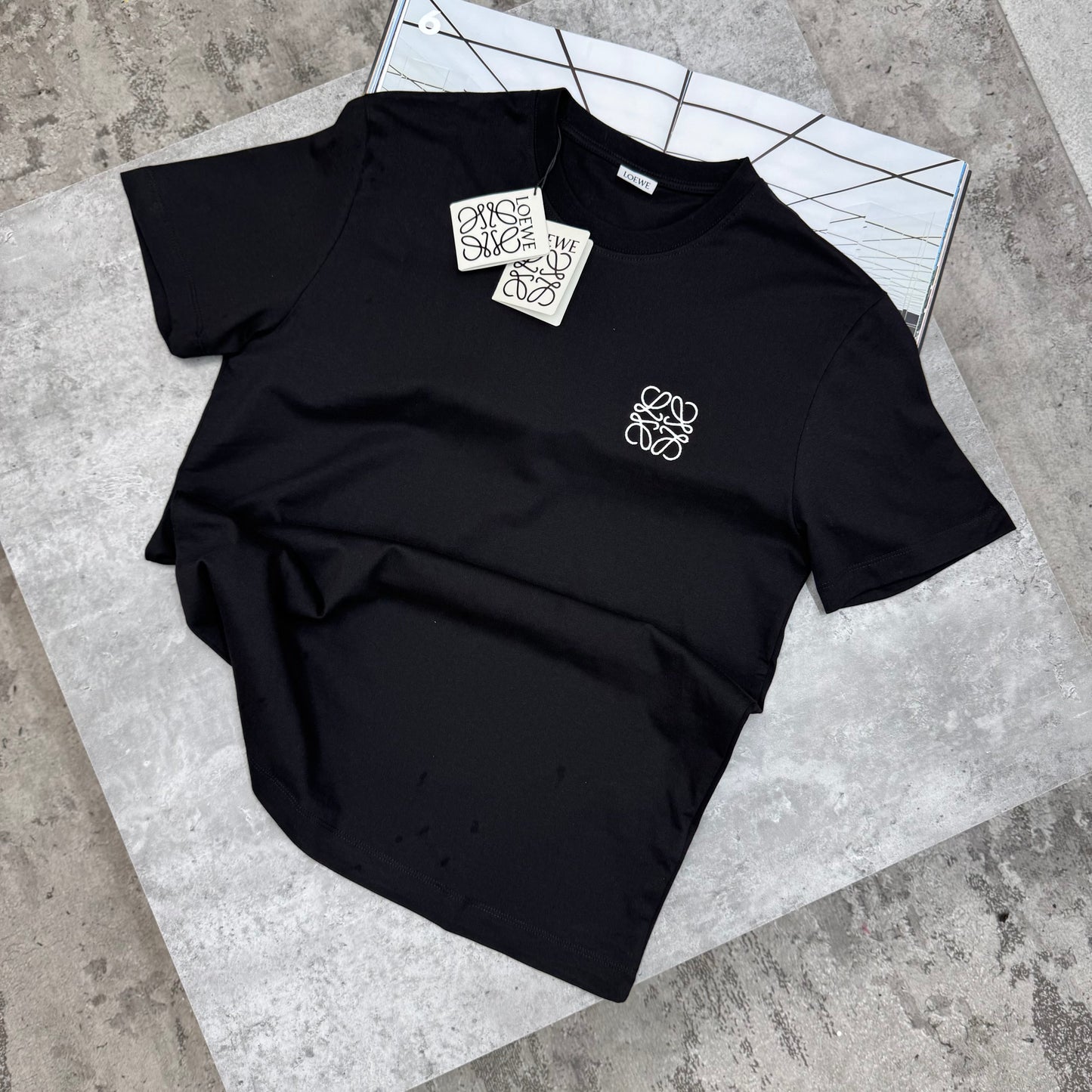 LWE - SMALL LOGO T-SHIRT - BLACK