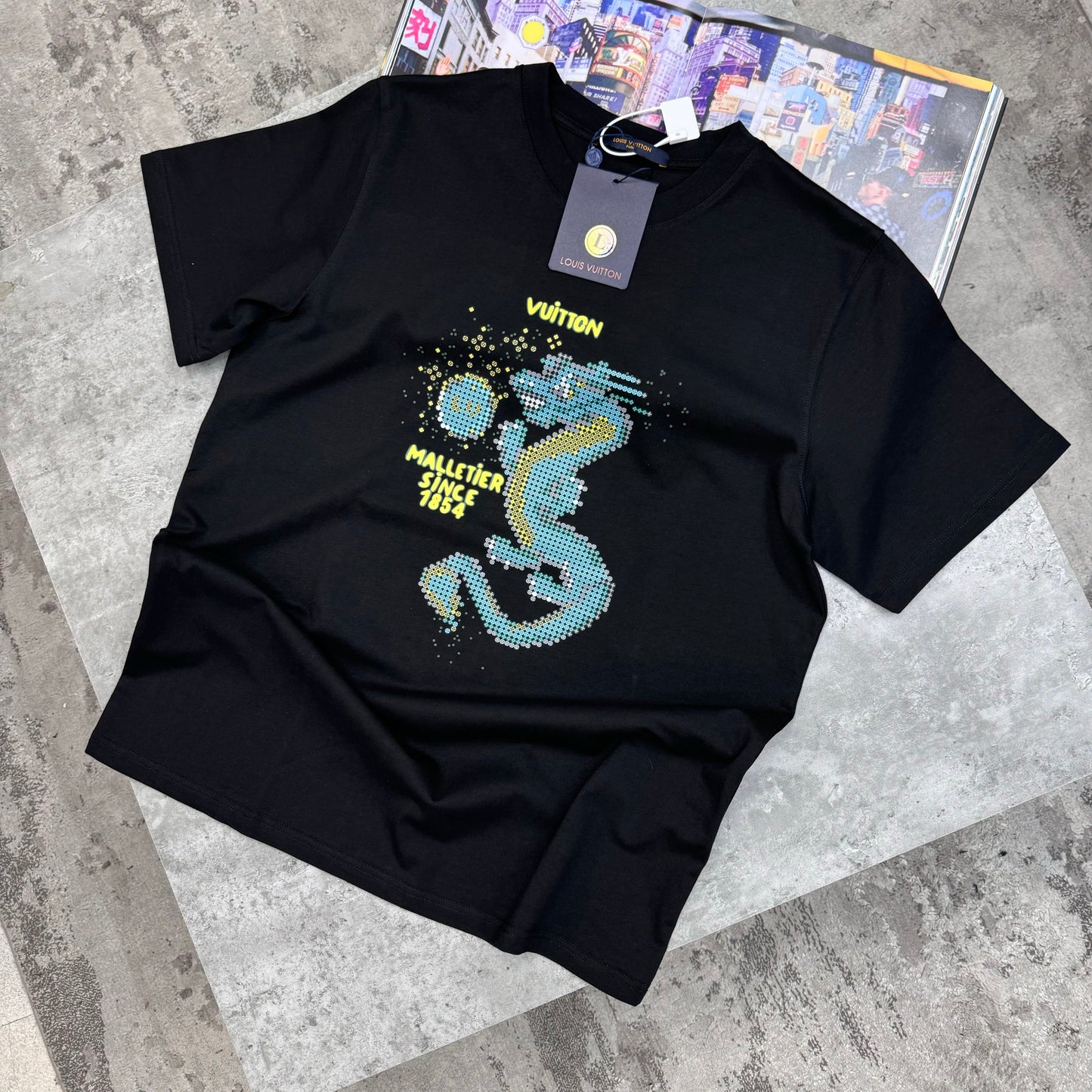 LVE - MONOGRAM DRAGON T-SHIRT - BLACK