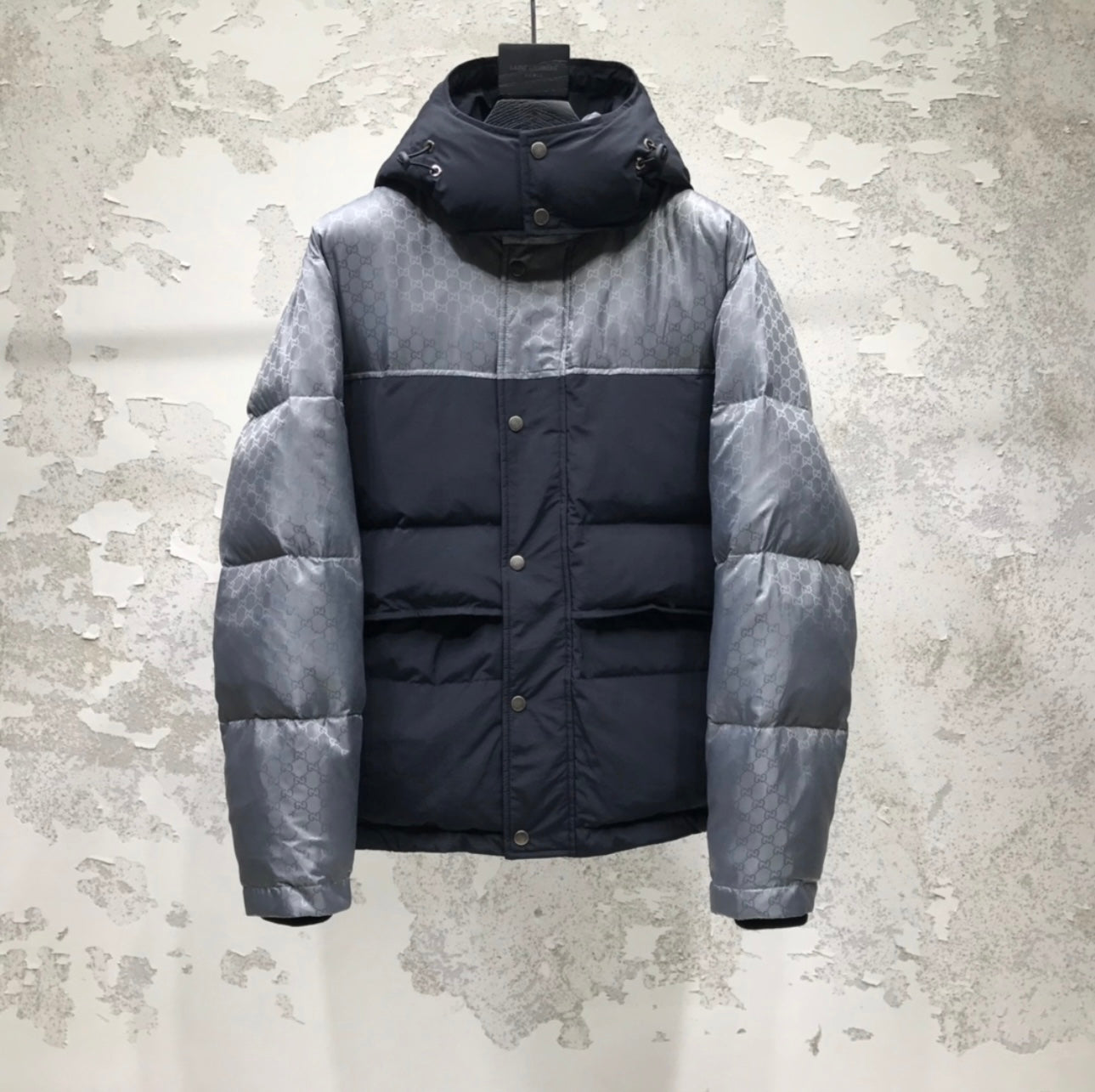 (PRE ORDER) GG PUFFER COAT - GREY / BLACK