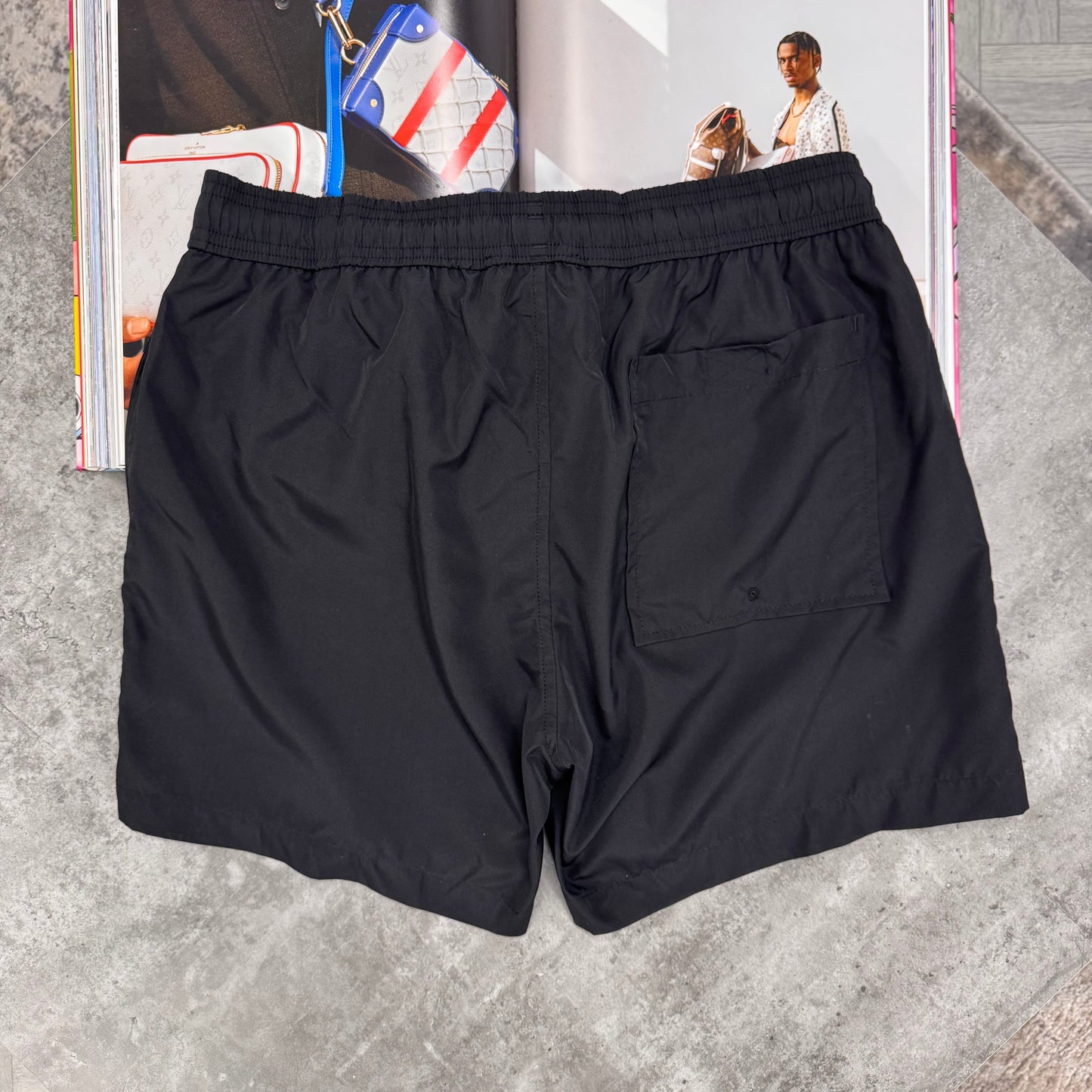 OFF W LOGO SWIM SHORTS - BLACK