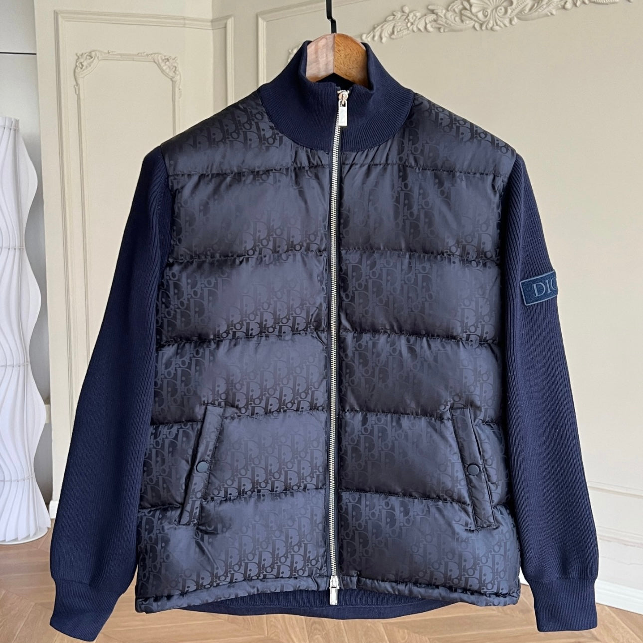 (PRE ORDER) CD OBLIQUE FLEECED JACKET - GREY, NAVY & BLACK