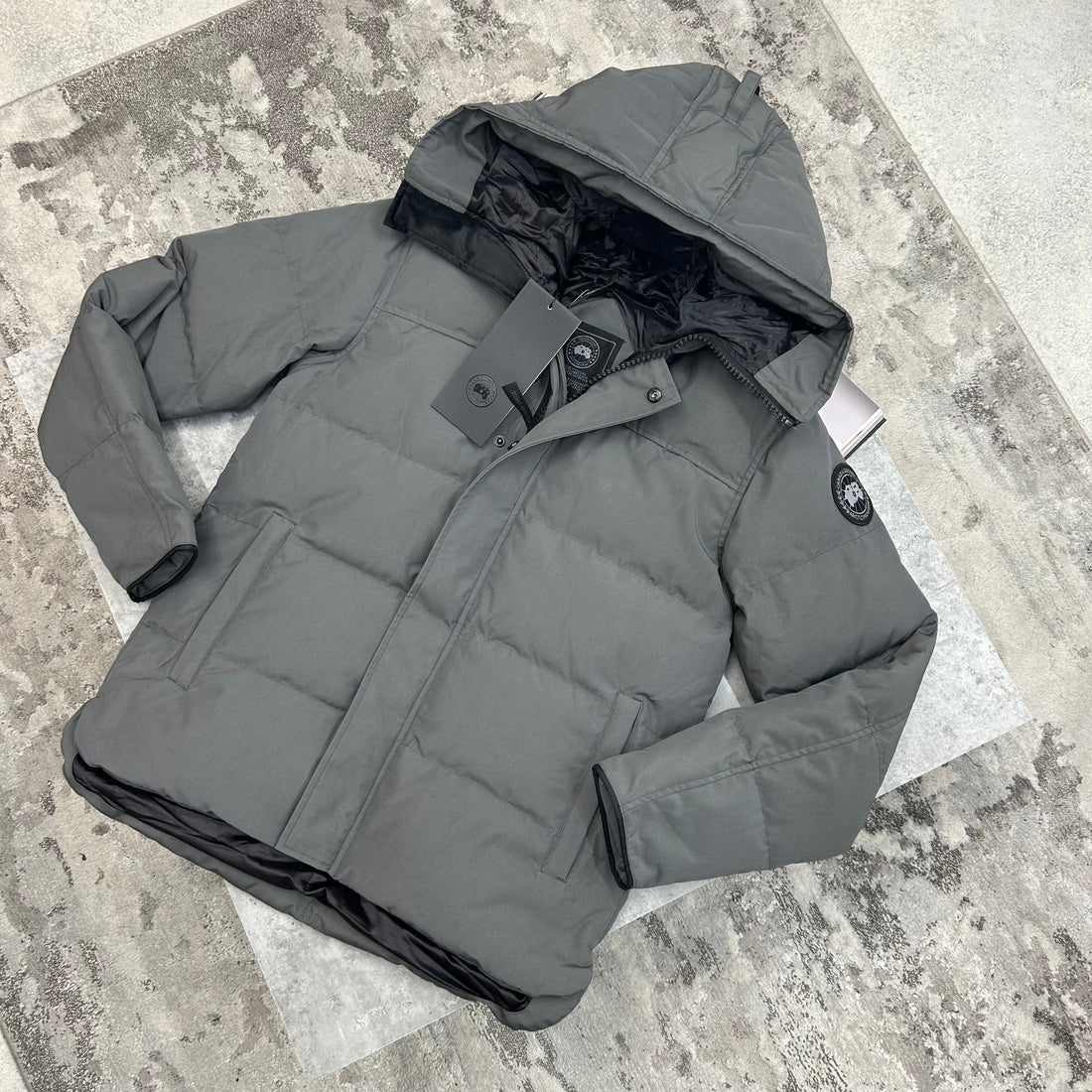 (PRE ORDER) CG BLACK BADGE MACMILLIAN COAT - GREY