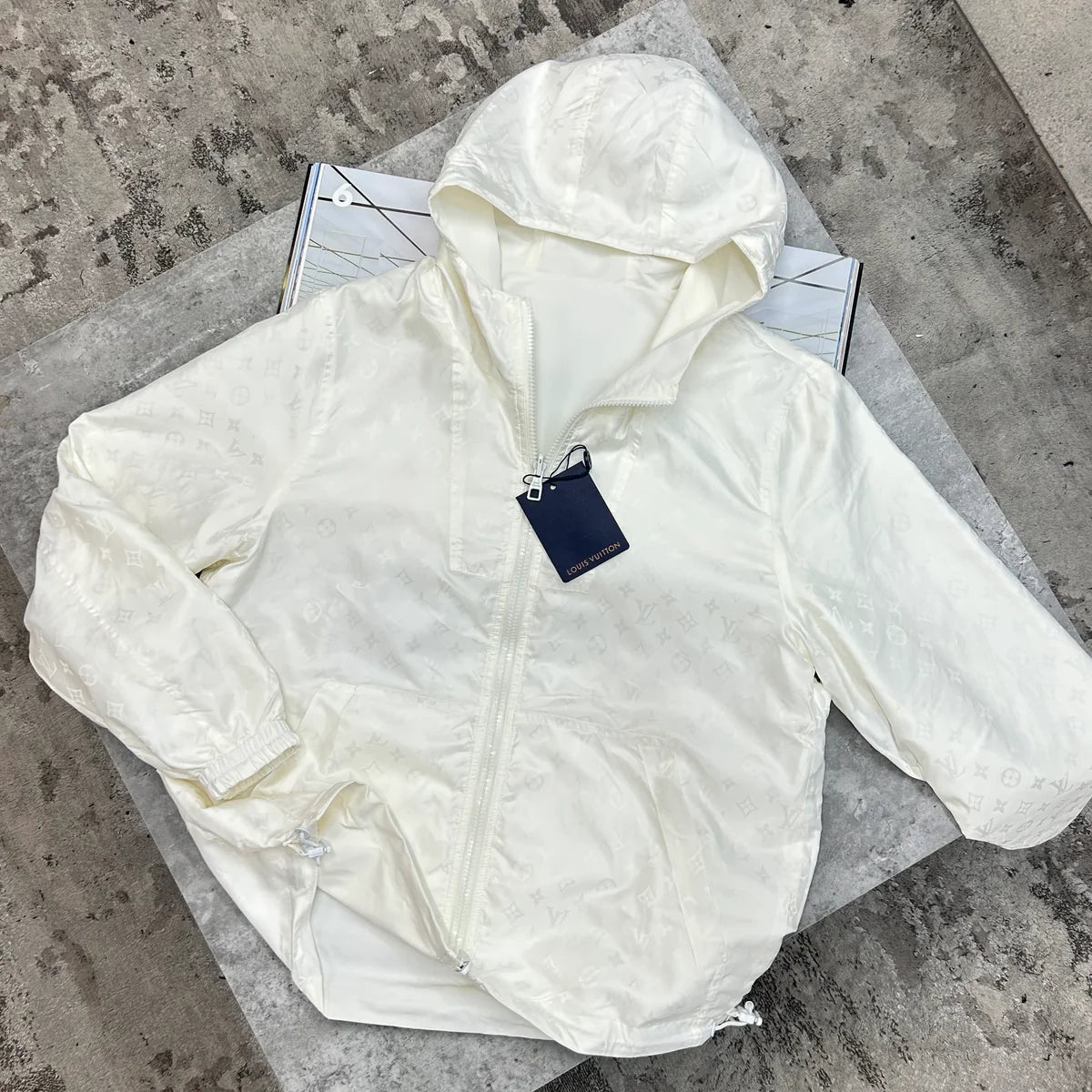 (PRE ORDER) LVE REVERSIBLE MONOGRAM JACKET - WHITE