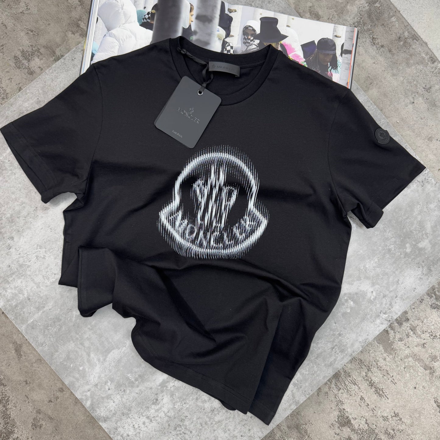 MNCLR - BLURRED LOGO T-SHIRT - BLACK