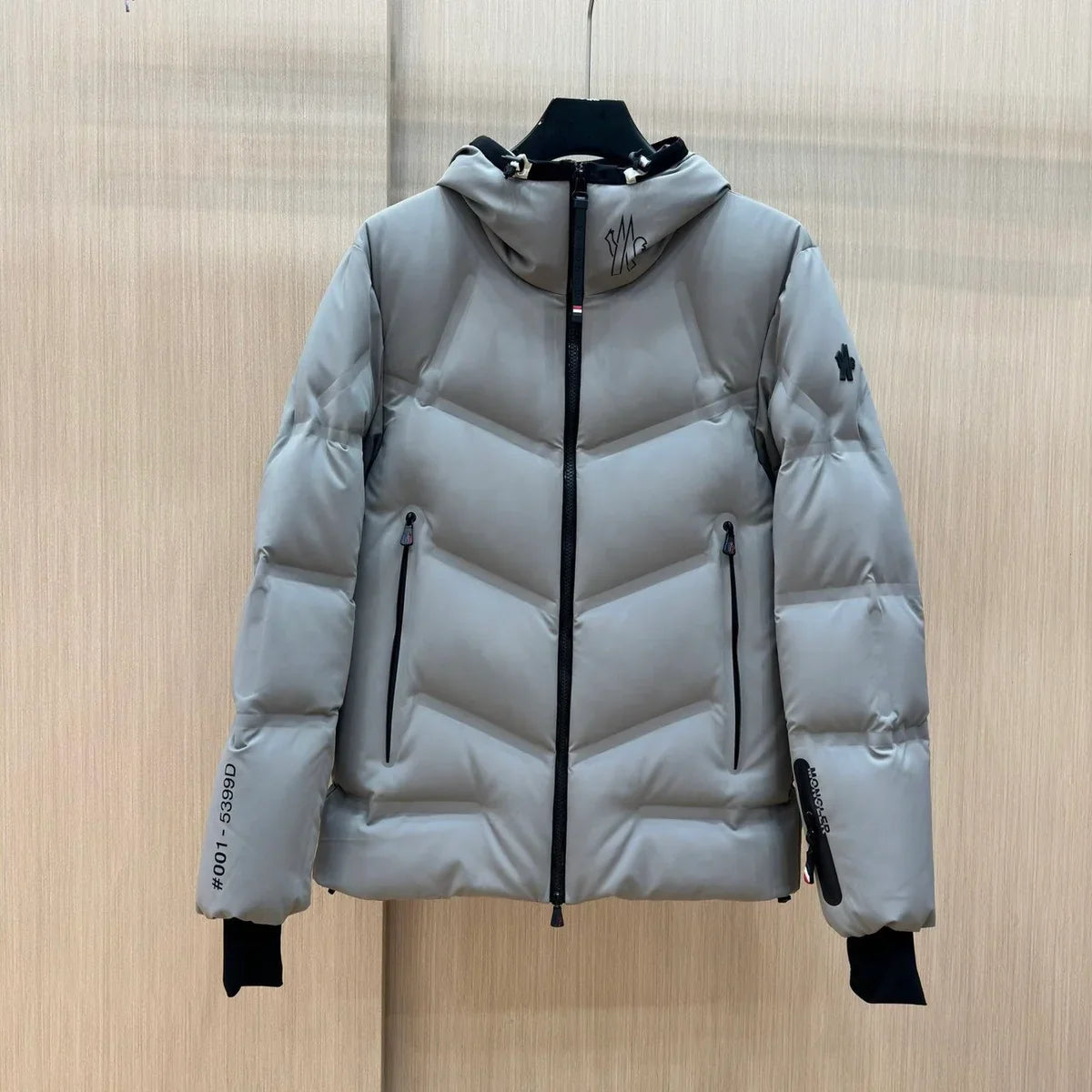 (PRE ORDER) MNCLR GRENOBLE COAT - GREY