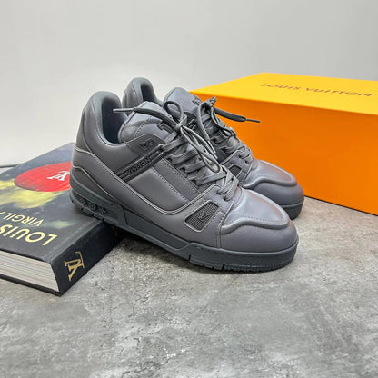 (PRE ORDER) LVE TRAINERS - GREY