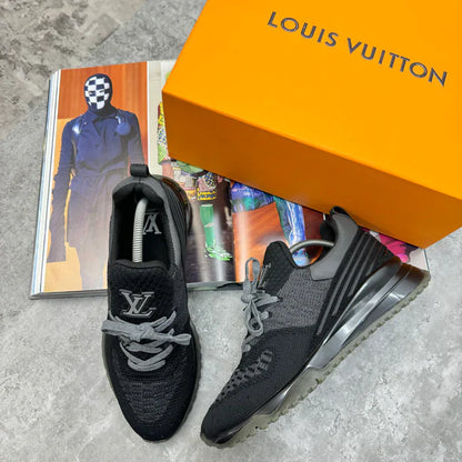 (PRE ORDER) LVE VNR TRAINERS - BLACK / GREY