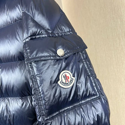 (PRE ORDER) MNCLR COAT - BLACK & NAVY