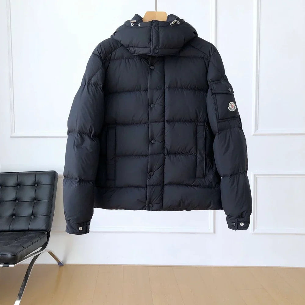 (PRE ORDER) MNCLR COAT - BLACK