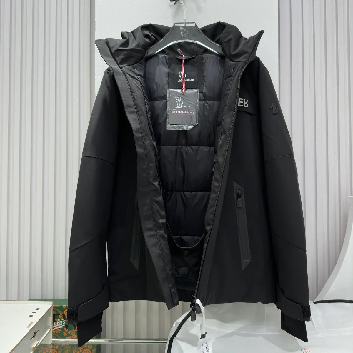 (PRE ORDER) MNCLR GRENOBLE COAT - BLACK