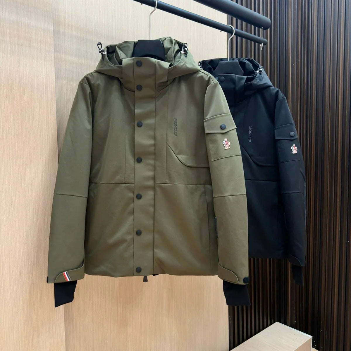 (PRE ORDER) MNCLR GRENOBLE COAT - KHAKI & BLACK